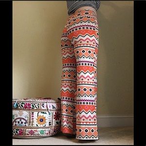 🌻Aztec Printed Palazzo Pants sz M